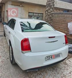 کرایسلەر 300